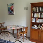 La Garriniere Bed and breakfast