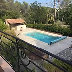 La Garriniere 4*