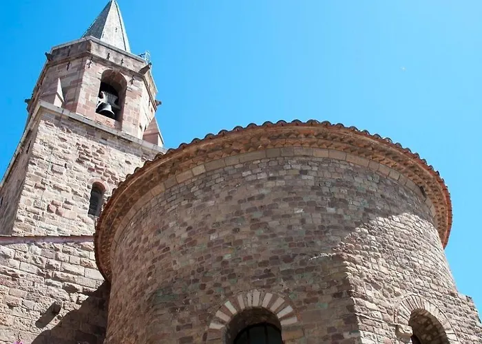 לינה וארוחת בוקר La Garriniere 4*