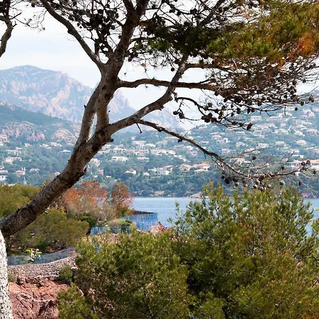 La Garriniere Frühstückspension 4*